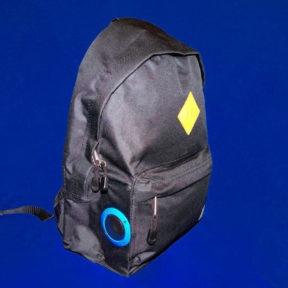 Backtrakz speaker backpack - Picture 6 of 7